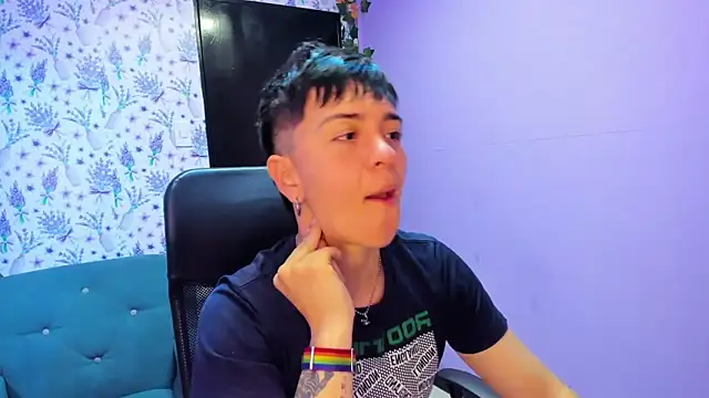  Hannah Hot online show from 10/16/25, 01:28