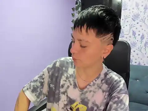  Hannah Hot online show from 11/08/25, 03:07