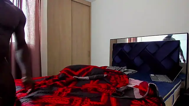 Snapshot of scarle22 chatting on 10/23/25, 08:18 scarle22 online show from 10/23/25, 08:18