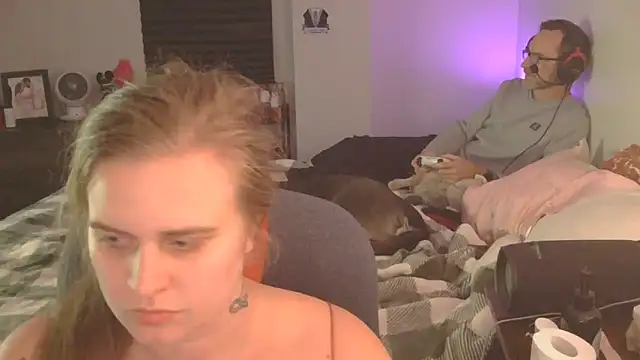 Snapshot of Sexyblonde12344 chatting on 09/22/25, 12:12 Sexyblonde12344 online show from 09/22/25, 12:12