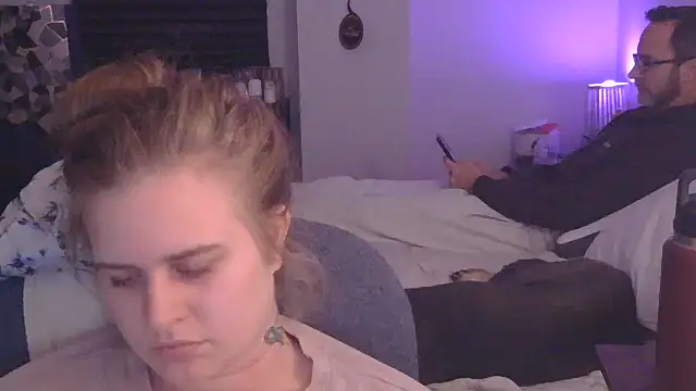 Snapshot of Sexyblonde12344 chatting on 10/25/25, 05:08 Sexyblonde12344 online show from 10/25/25, 05:08