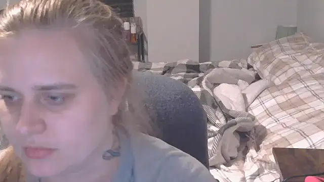 Snapshot of Sexyblonde12344 chatting on 11/02/25, 11:40 Sexyblonde12344 online show from 11/02/25, 11:40