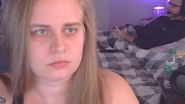 Snapshot of Sexyblonde12344 chatting on 11/22/25, 12:53 Sexyblonde12344 online show from 11/22/25, 12:53