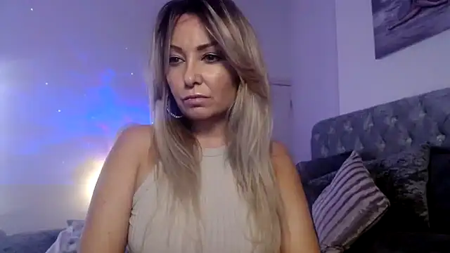 AngeleyesUK online show from 09/09/25, 11:04