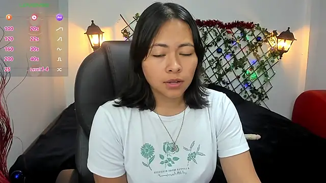 Louisa  clare online show from 12/22/25, 01:13