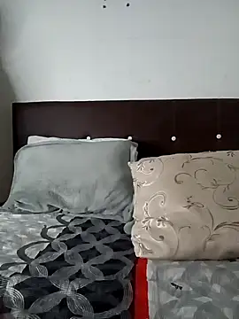 YaraDuarte online show from 09/10/25, 10:54