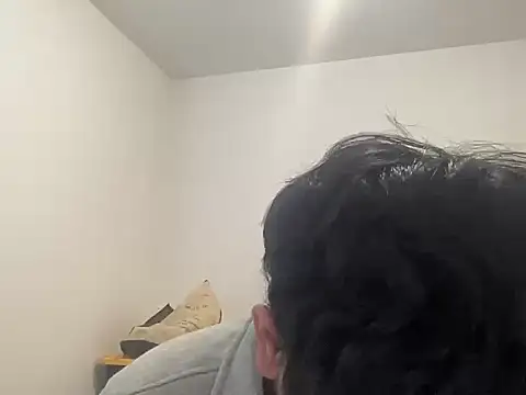 Unseenadam143 online show from 10/28/25, 05:59