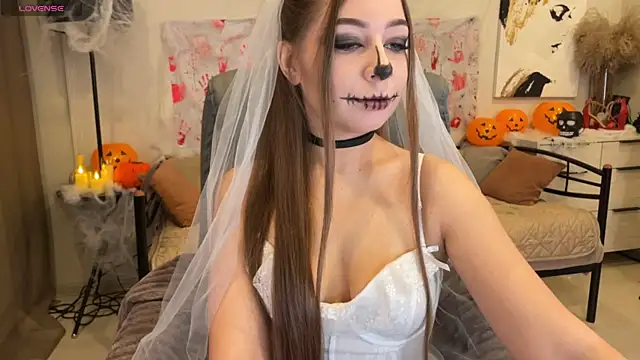 Snapshot of Yummy_Jane chatting on 10/27/25, 01:20 Yummy Jane online show from 10/27/25, 01:20