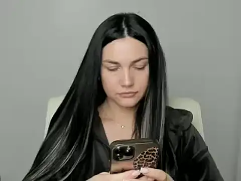 Snapshot of Lune_Moon chatting on 10/09/25, 07:06 Lune Moon online show from 10/09/25, 07:06