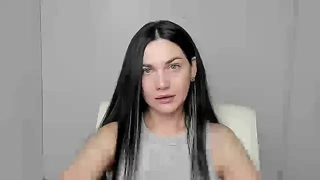 Snapshot of Lune_Moon chatting on 10/11/25, 05:39 Lune Moon online show from 10/11/25, 05:39