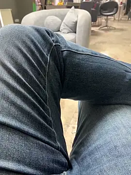 Snapshot of sesa12 chatting on 11/03/25, 09:16 sesa12 online show from 11/03/25, 09:16