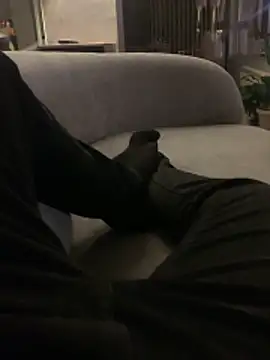 Snapshot of sesa12 chatting on 11/16/25, 06:13 sesa12 online show from 11/16/25, 06:13