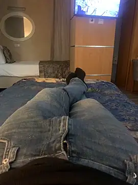 Snapshot of sesa12 chatting on 12/15/25, 03:38 sesa12 online show from 12/15/25, 03:38