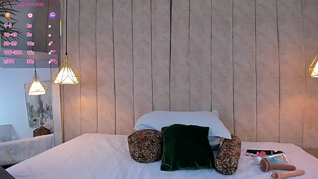 Snapshot of Anantaa_ chatting on 09/19/25, 11:44 Anantaa  online show from 09/19/25, 11:44