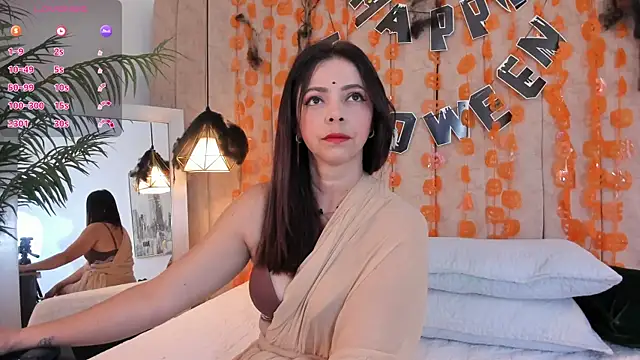 Snapshot of Anantaa_ chatting on 10/28/25, 11:47 Anantaa  online show from 10/28/25, 11:47