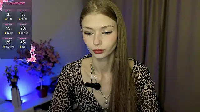 holylisssa online show from 11/15/25, 03:30