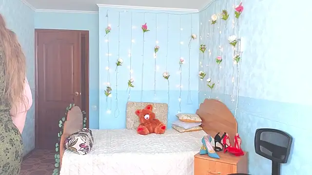 Snapshot of Audrey_Aura chatting on 09/13/25, 05:07 Audrey Aura online show from 09/13/25, 05:07