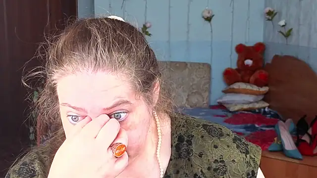 Snapshot of Audrey_Aura chatting on 09/14/25, 05:28 Audrey Aura online show from 09/14/25, 05:28