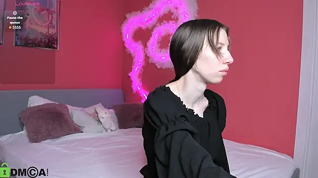 Lisbeth  Salander online show from 12/15/25, 02:38