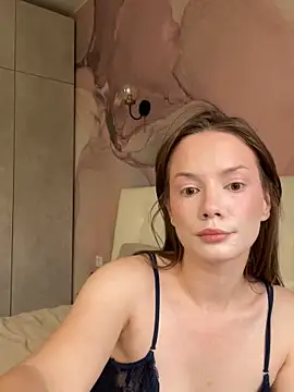 Rosie Holmes  online show from 09/27/25, 03:22