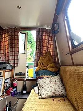 Snapshot of ladyboatlady chatting on 10/30/25, 01:23 ladyboatlady online show from 10/30/25, 01:23