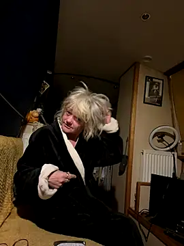 Snapshot of ladyboatlady chatting on 11/01/25, 02:46 ladyboatlady online show from 11/01/25, 02:46