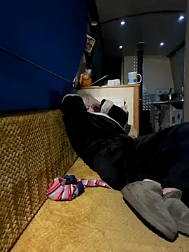 Snapshot of ladyboatlady chatting on 11/27/25, 07:10 ladyboatlady online show from 11/27/25, 07:10