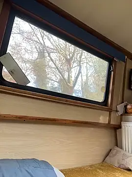 Snapshot of ladyboatlady chatting on 11/30/25, 11:25 ladyboatlady online show from 11/30/25, 11:25