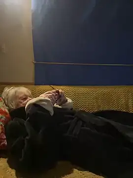 Snapshot of ladyboatlady chatting on 12/03/25, 07:16 ladyboatlady online show from 12/03/25, 07:16