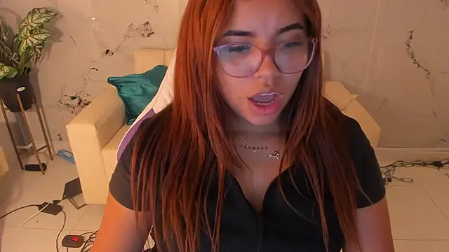 scarlett enjoy1 online show from 09/14/25, 05:45