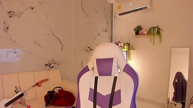 scarlett enjoy1 online show from 09/24/25, 01:58