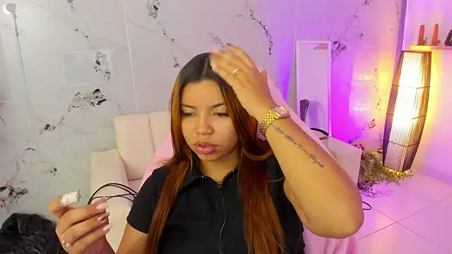 scarlett enjoy1 online show from 11/10/25, 01:32