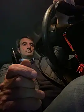 Snapshot of sasatimido chatting on 11/10/25, 05:45 sasatimido online show from 11/10/25, 05:45