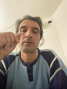 Snapshot of sasatimido chatting on 11/22/25, 07:29 sasatimido online show from 11/22/25, 07:29