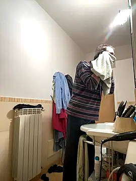 Snapshot of sasatimido chatting on 11/27/25, 05:31 sasatimido online show from 11/27/25, 05:31