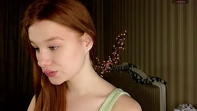 Juuulia  online show from 12/20/25, 12:56