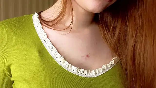 Juuulia  online show from 05/11/26, 04:04