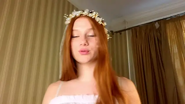 Juuulia  online show from 05/19/26, 01:50