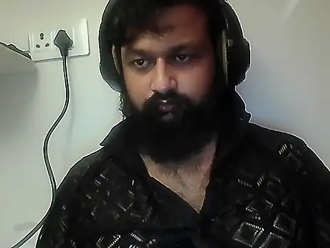 Snapshot of Dollseye chatting on 09/14/25, 04:06 Dollseye online show from 09/14/25, 04:06