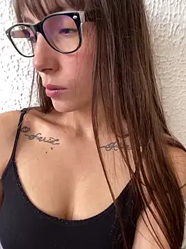paula miler1 online show from 06/30/26, 03:46
