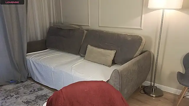 Snapshot of cutienaughtygirl chatting on 10/18/25, 08:26 cutienaughtygirl online show from 10/18/25, 08:26