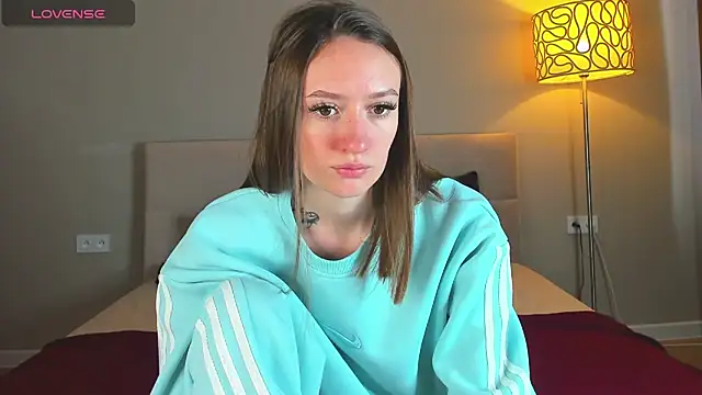 Snapshot of cutienaughtygirl chatting on 11/13/25, 08:46 cutienaughtygirl online show from 11/13/25, 08:46