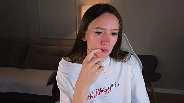 cutienaughtygirl online show from 07/23/26, 08:01
