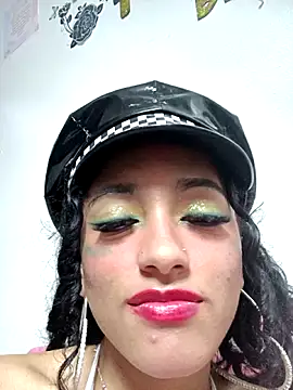 Kylie Moan online show from 11/01/25, 05:20