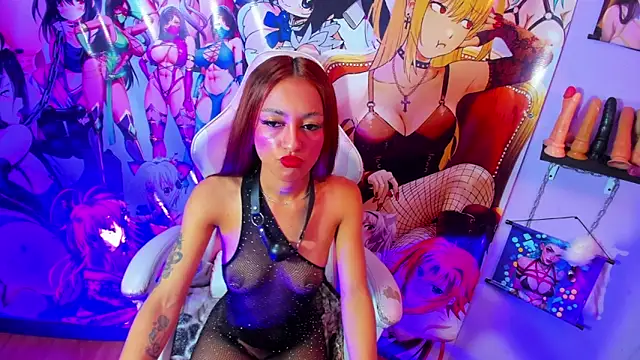 Kylie Moan online show from 11/26/25, 10:55