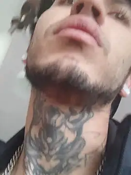 Snapshot of Tattoboy19cm chatting on 10/14/25, 03:02 Tattoboy19cm online show from 10/14/25, 03:02