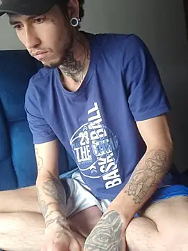 Tattoboy19cm online show from 11/30/25, 09:08