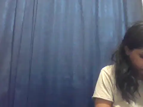 cute indianxo online show from 09/29/25, 03:39