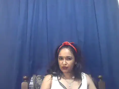 cute indianxo online show from 11/03/25, 05:36