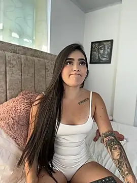 EmiilyEvans  online show from 07/29/26, 07:34